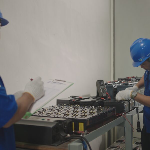 Cara Memilih Baterai VRLA untuk UPS dan Sistem Telekomunikasi