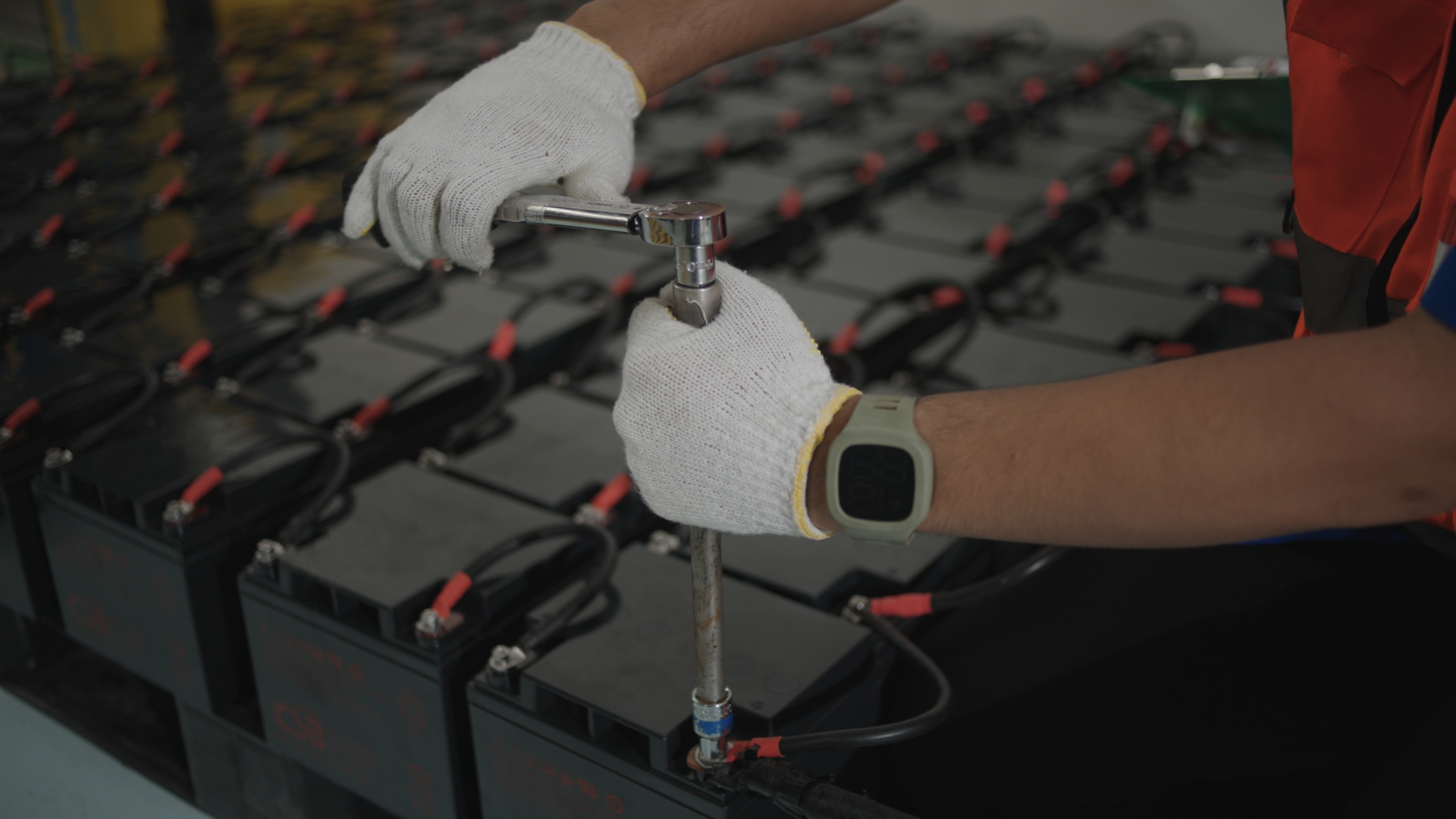 You are currently viewing Masalah Umum pada Baterai UPS dan Cara Mengatasinya